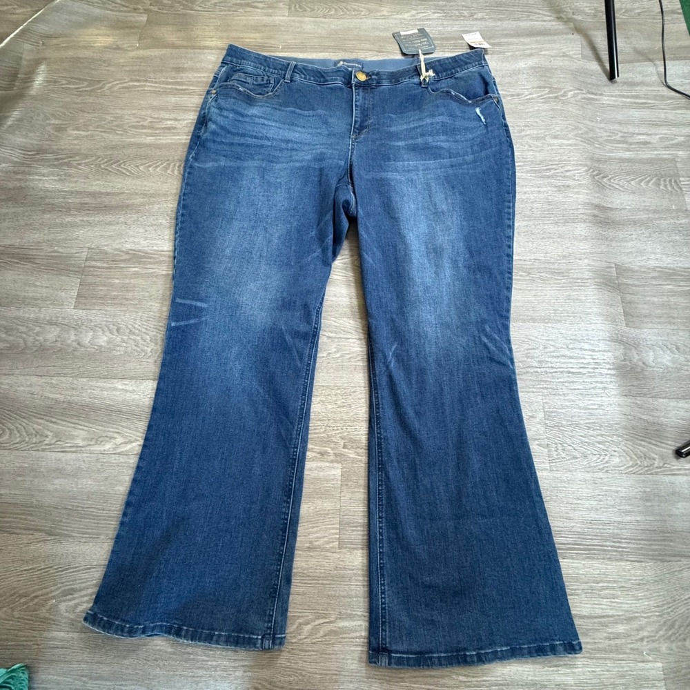 Democracy Absolution Itty Bitty Boot Jeans 24W Blue Luxe Touch WRL1221ZQ NEW